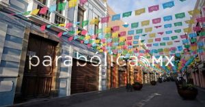 Intervienen bolardos y retiran concreto en calles del Centro Hist&oacute;rico