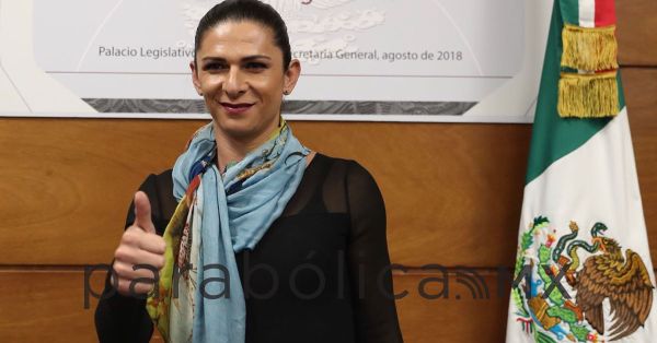 Seguirá Ana Gabriela Guevara en Conade: AMLO