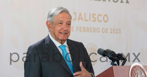 Buscará AMLO controlar el aumento de tarifas de casetas en autopistas de México