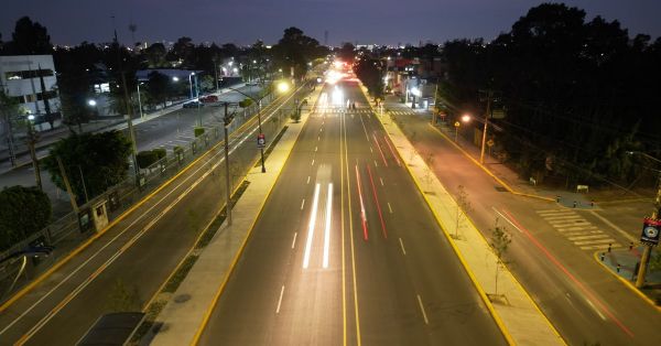 Modernizan más de 19 mil luminarias en la capital poblana