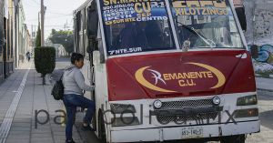 Descartan aumento al pasaje del transporte público