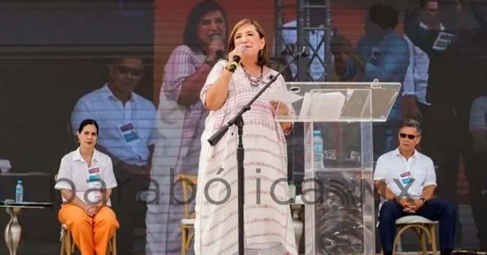 Descarta X&oacute;chitl G&aacute;lvez renunciar a su esca&ntilde;o en el Senado por sus aspiraciones a la presidencia