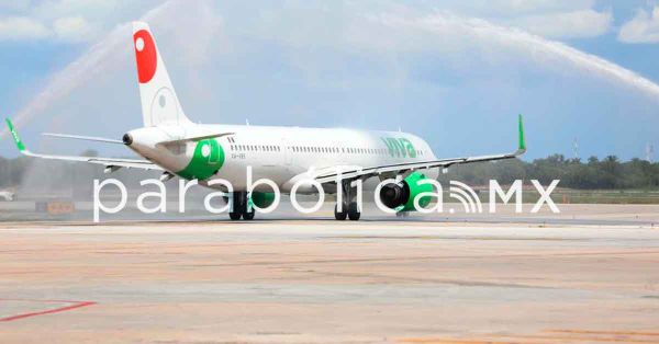 Ponen en marcha la ruta Puebla a M&eacute;rida; celebran Eduardo Rivera y Renan Barrera