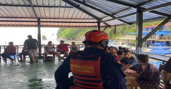 Asaltan a turistas en embarcación en Colombia