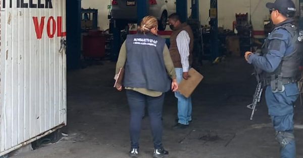 Clausura ayuntamiento de Puebla ocho negocios y sanciona a cuatro m&aacute;s