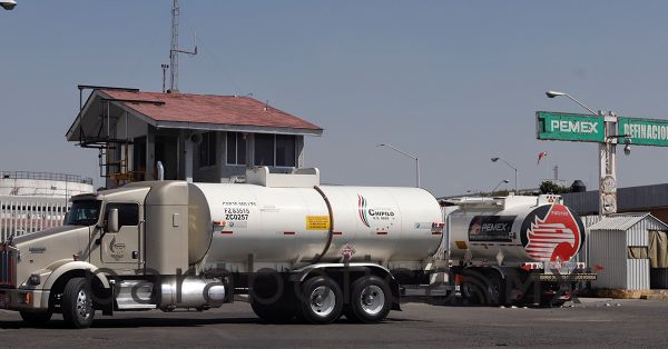 Desalojan preescolar en la Ciénega por supuesta fuga de gasolina