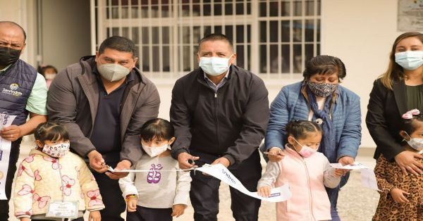 Inauguran en San Andrés Cholula dos aulas didácticas en el preescolar Alfredo Nobel