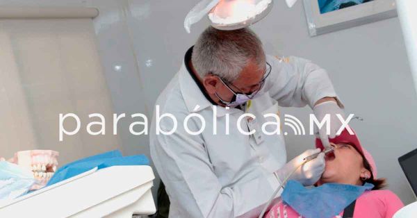 Lleva el ISSSTEP al "Mensajero de la salud” con servicios de odontología y citologías a Zacatlán