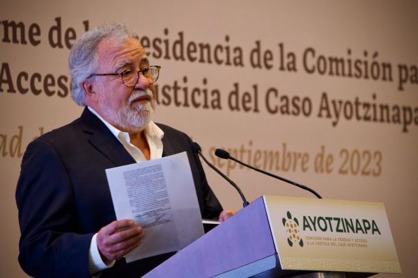 Se ampara Tomás Zerón para no ser llamado “torturador”