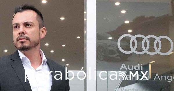 Corta Armenta a funcionario tras pol&eacute;mica por auto de lujo