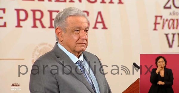“Llueven mentiras”, arremete AMLO contra “intelectuales” y Loret de Mola