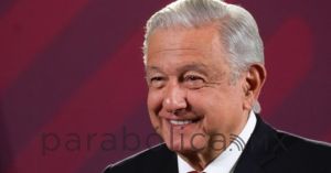 Reducción de vuelos en AICM es por recomendación de PC: AMLO