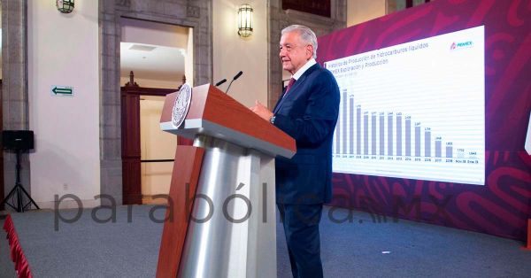 Presume López Obrador aumento en la producción petrolera