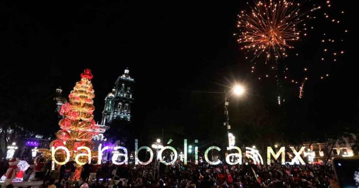 Encienden  un millón de luces Led por la navidad en el Centro Histórico