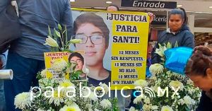 Acusan que el Ayuntamiento de Puebla no indemnizó a la familia de Santi a un año de su muerte