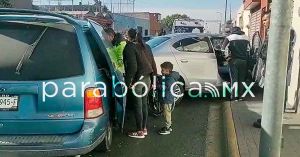 Deja 8 lesionados carambola en la 11 Norte