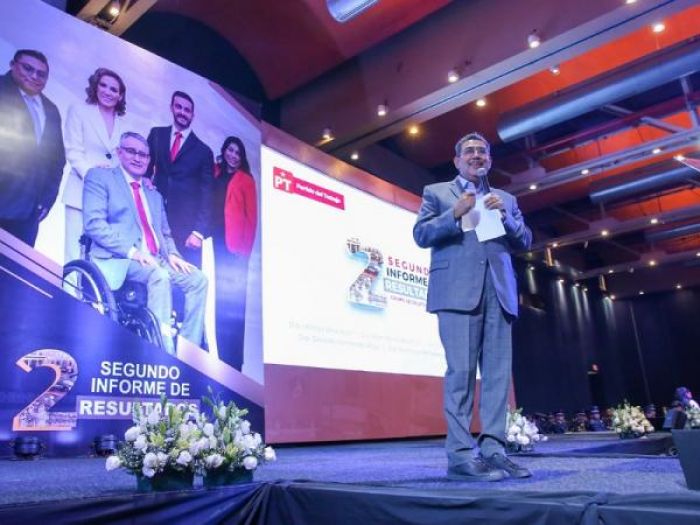 Asiste Sergio Salom&oacute;n a segundo informe legislativo del PT estatal