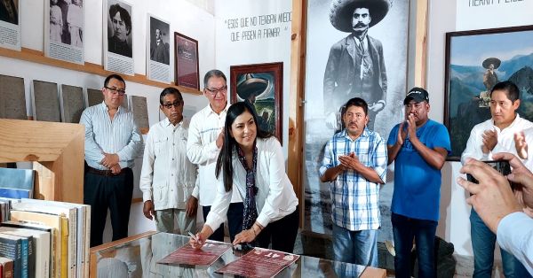 Firman Melitón Lozano y Claudia Rivera alianza política y Defensa de la 4T