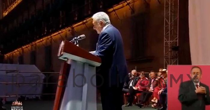 Acusa López Obrador a Claudio X. González de ser el líder del “supremo poder conservador”