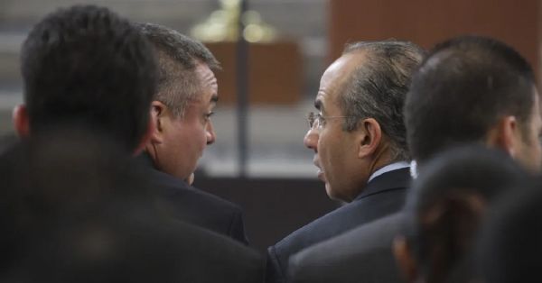 Piden mexicanos investigación contra Calderón por nexo con narco