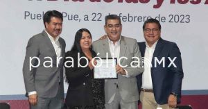 Inaugura gobernador foro agronómico en Puebla
