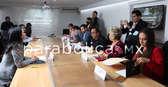 Quieren diputados sensibilizar a servidores públicos en materia de no discriminación