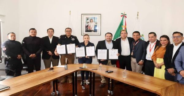 Firman convenio con tiendas de conveniencia en San Pedro Cholula