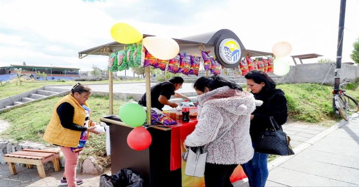 Entregan en San Andrés Cholula carritos para fomentar consumo local