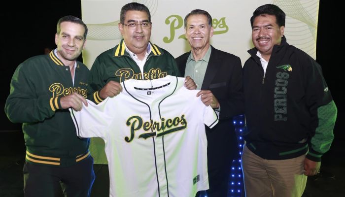 Desea Sergio Salom&oacute;n &eacute;xito a los Pericos de Puebla  para la temporada 2023