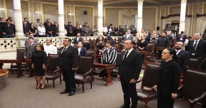 Rinden en el Congreso homenaje p&oacute;stumo al diputado local Mariano Hern&aacute;ndez Reyes