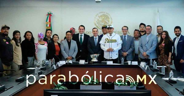 Celebra Armenta con los Pericos el Campeonato de la Serie del Rey 2023