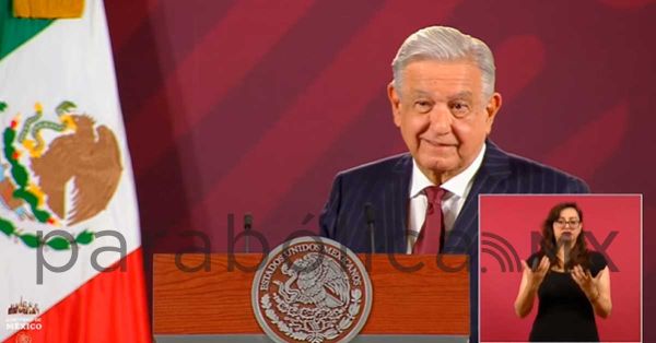 Invita AMLO a Cuauhtémoc Cárdenas a conmemorar el aniversario de la Expropiación Petrolera en el Zócalo