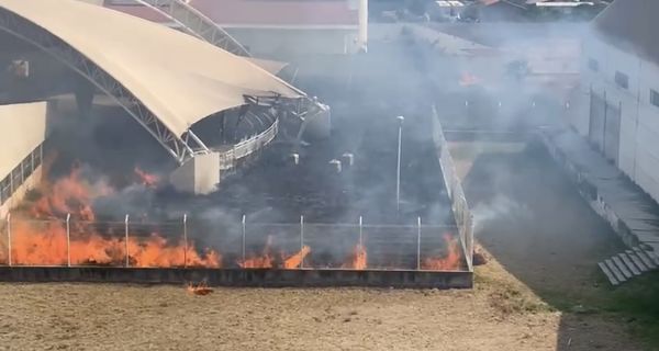 Se incendia el Centro Comunitario de Izúcar de Matamoros; está en abandono