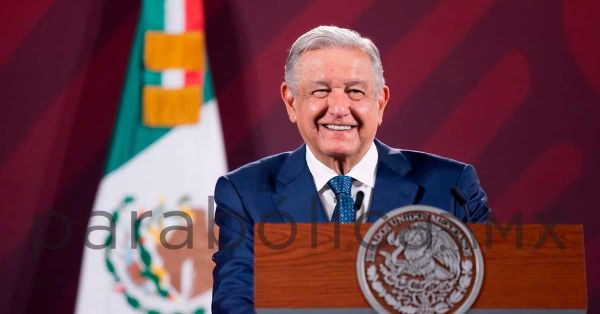 “Es muy buena abogada”, respalda López Obrador postulación de Bertha Alcalde al INE