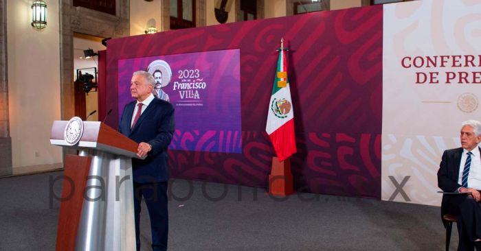 Deben continuar pol&iacute;ticas de exploraci&oacute;n y petroqu&iacute;mica en el pr&oacute;ximo Gobierno: AMLO