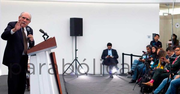 Expone UIF vínculo comercial entre el PAN y García Luna