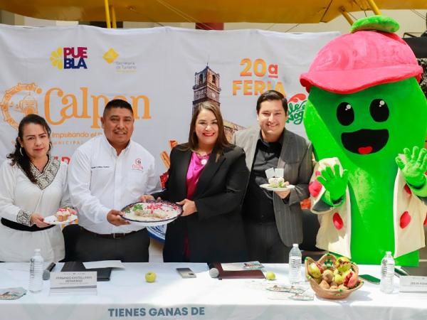 Promociona gobierno estatal Feria del Chile en Nogada de Calpan