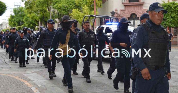 Exigen Polic&iacute;as de Tehuac&aacute;n mejoras salariales