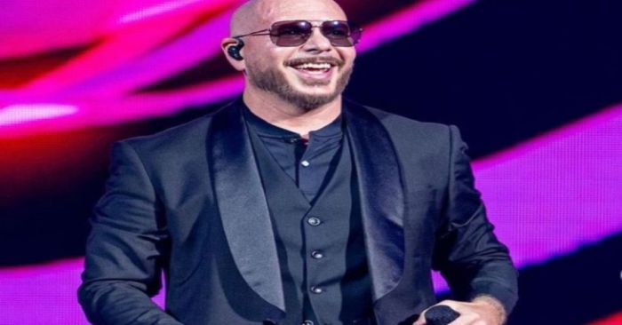 Conoce la marca de celular que prefiere Pitbull