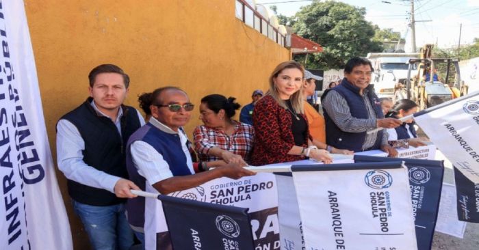 Inician obras de pavimentación en calles de San Pedro Cholula