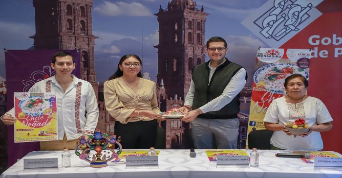 Presentan “Sexto Concurso de Chile en Nogada” en Izúcar de Matamoros