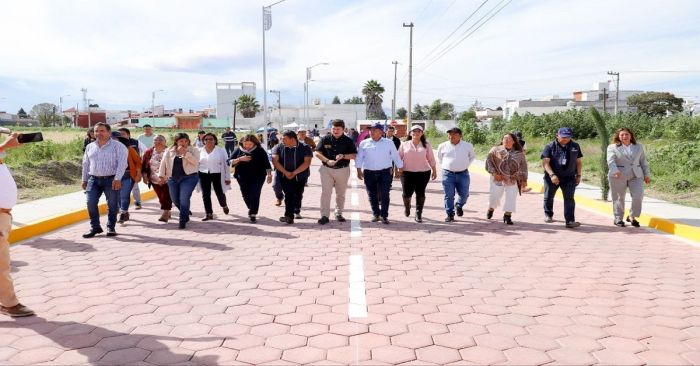 Inauguran adoquinamiento en la Sexta Cerrada y Tlahuilila de San Andr&eacute;s Cholula