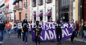 Marchan feministas por el 25N hasta el Congreso