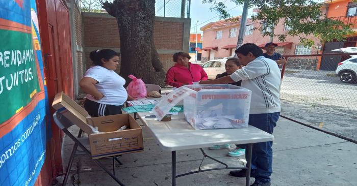 Se suman 10 colonias para el proceso de renovación de mesas vecinales