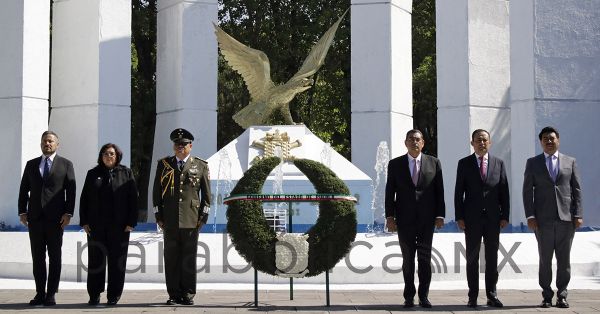 Llama presidenta del TSJ a honrar legado de Niños Héroes