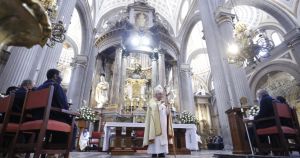 Así se vive el Jueves Santo en la capital poblana