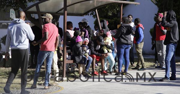 Reporta AMLO llegada de hasta 16 mil migrantes diarios a fronteras norte y sur
