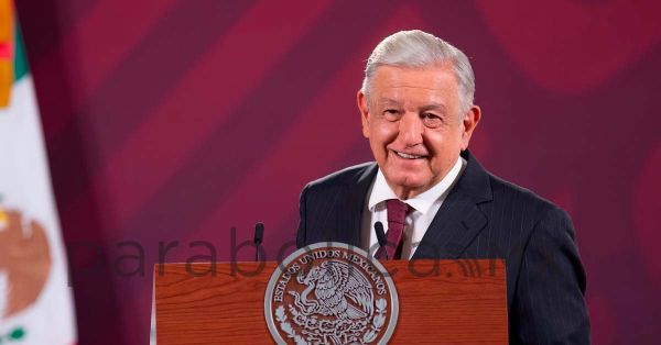 Pide AMLO a “corcholatas” no llevar porras al evento de 1 de julio en el Zócalo