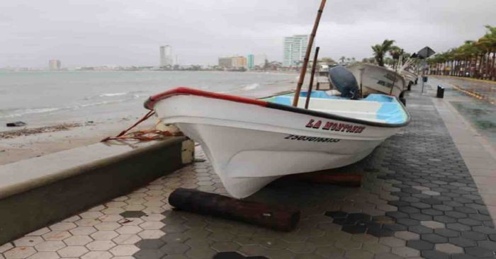 Suspenden clases en Sinaloa, esperan tormenta ‘Lidia’