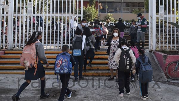 Regresarán a clases más de un millón y medio de estudiantes